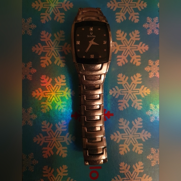 Bulova watch - Picture 3 of 3